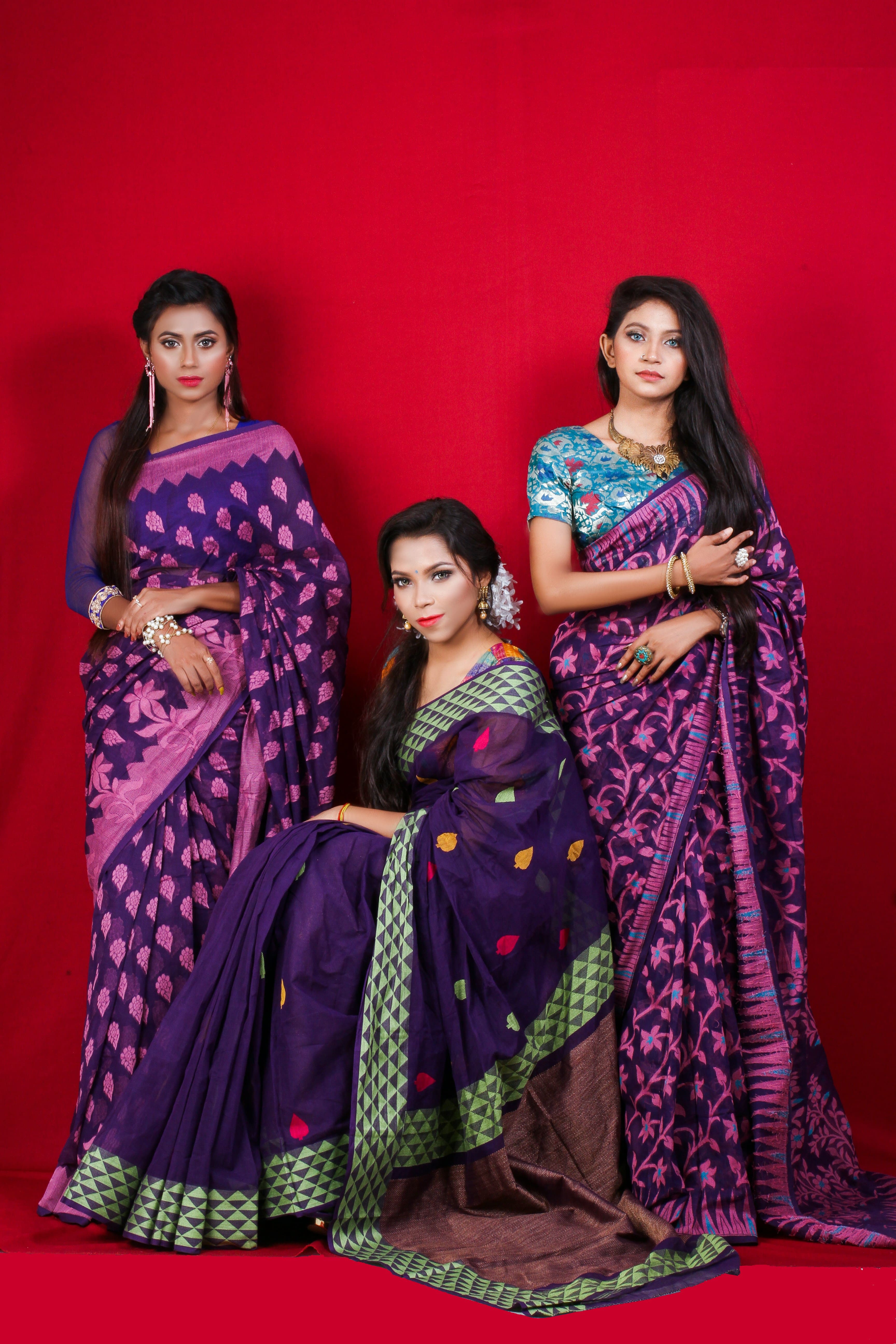 Groups sarees